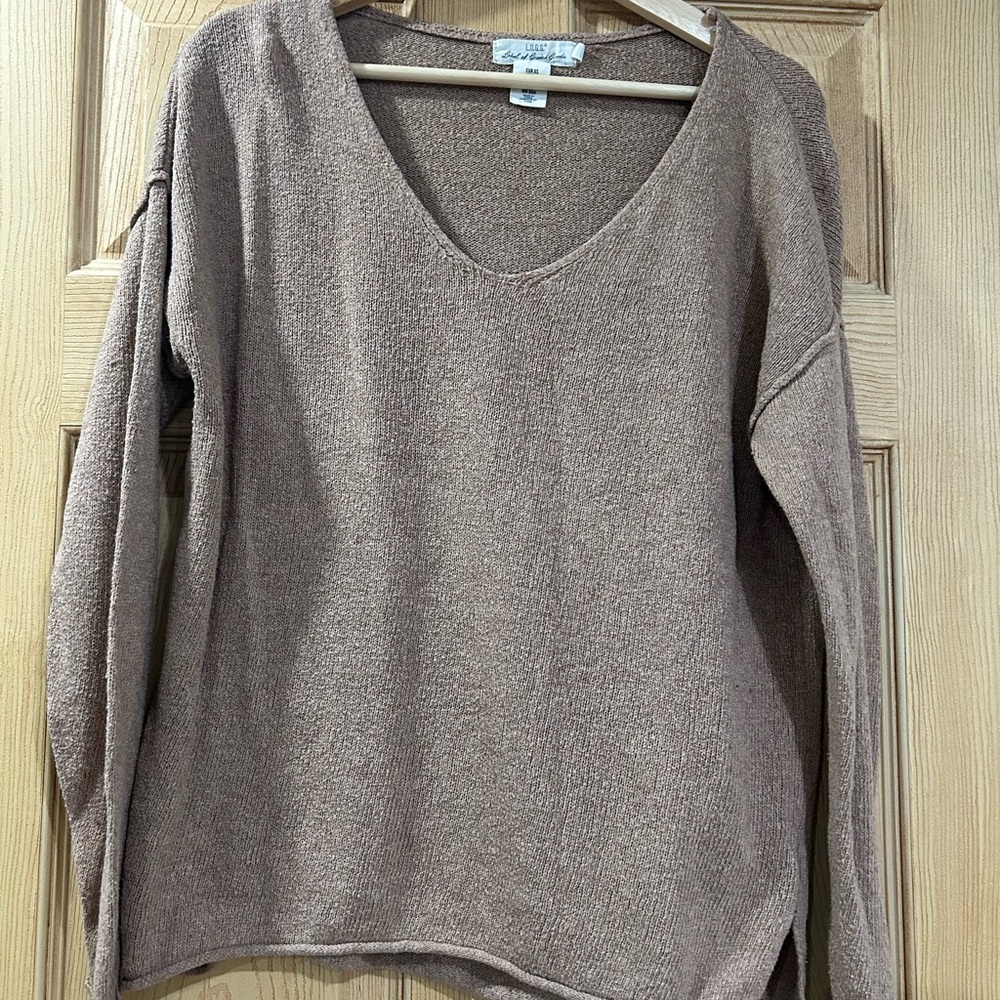 H&M Women's V-Neck Sweater in Tan